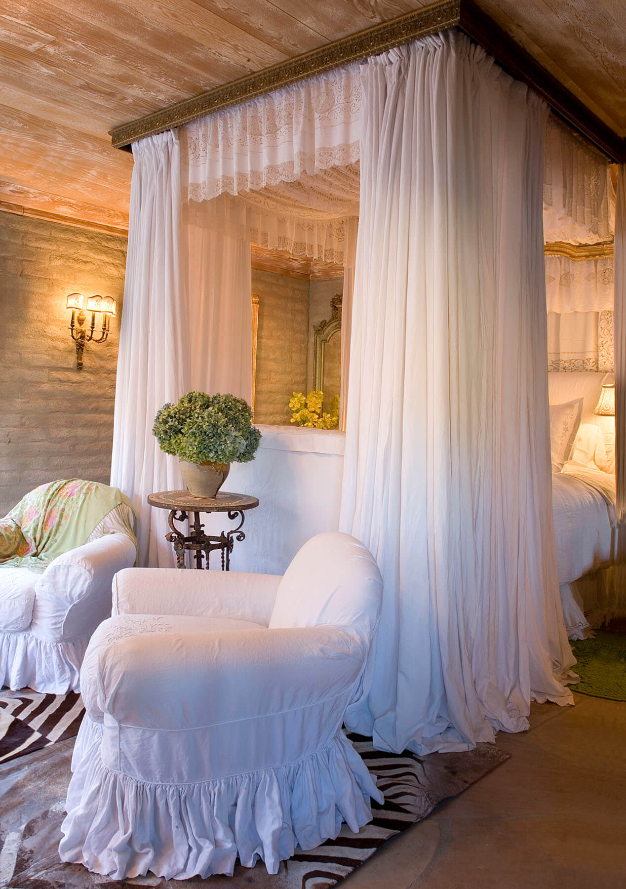 25+ Best Romantic Bedroom Decor Ideas And Designs For 2017 - How To ... within Romantic Bedroom Design Ideas