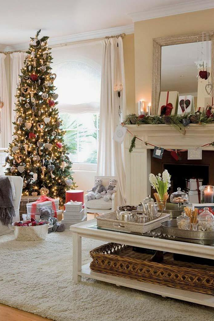 50 Christmas Living Room Decor Ideas inside Christmas Decorated Living Room Ideas