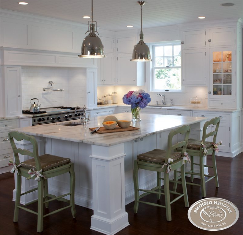15 Modern Kitchen Island Ideas for a Sleek and Functional Hub