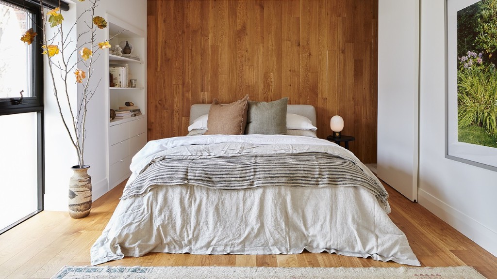 Cozy & Intimate Small Bedroom Ideas Perfect for Couples