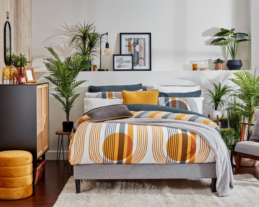 How to Design a Small Bedroom for Two: Smart Storage & Stylish Solutions