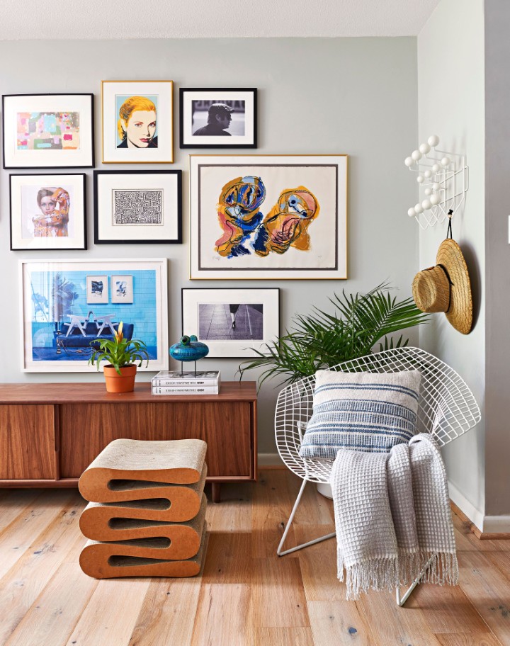 Creating Visual Harmony With Gallery Wall Living Room Ideas