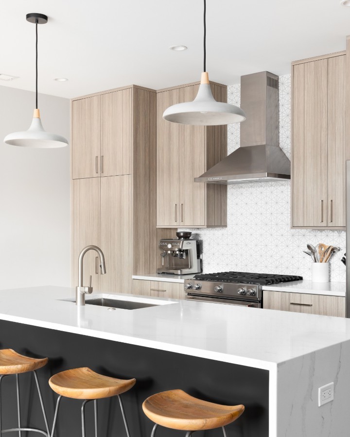 Top 5 Layouts for a Functional and Modern Small Kitchen