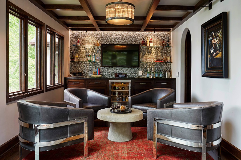 Transforming Your Living Space with a Stylish Home Bar
