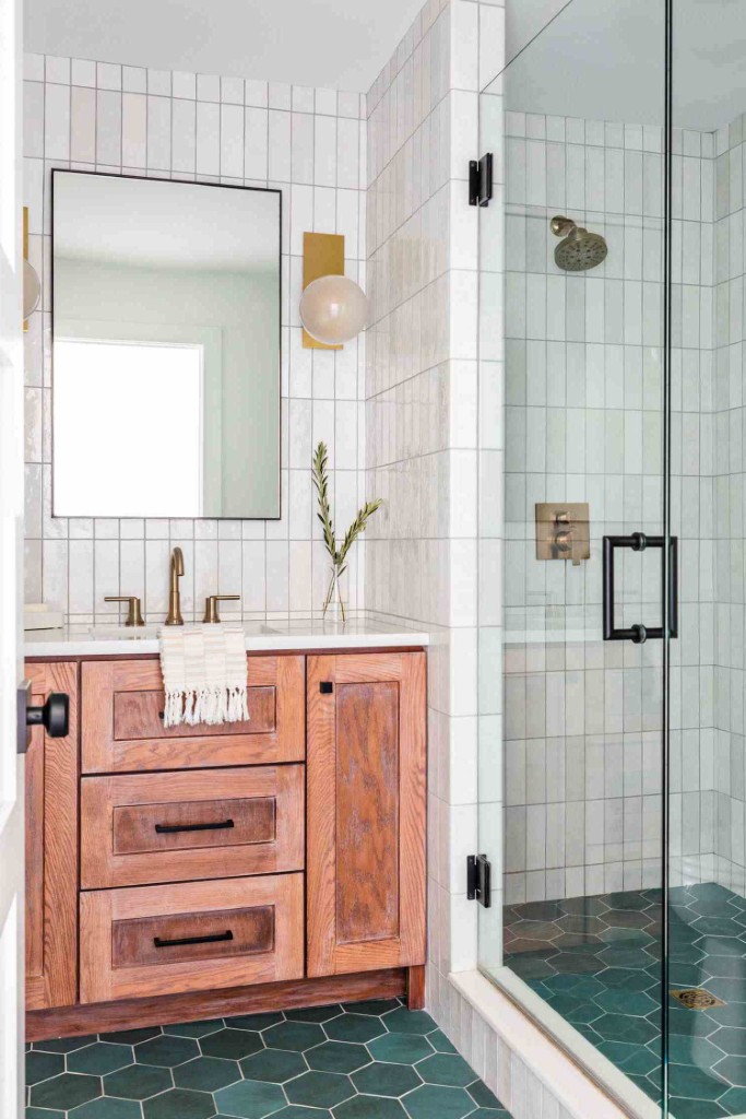 10 Functional Bathroom Floor Plan Designs for Modern Homes