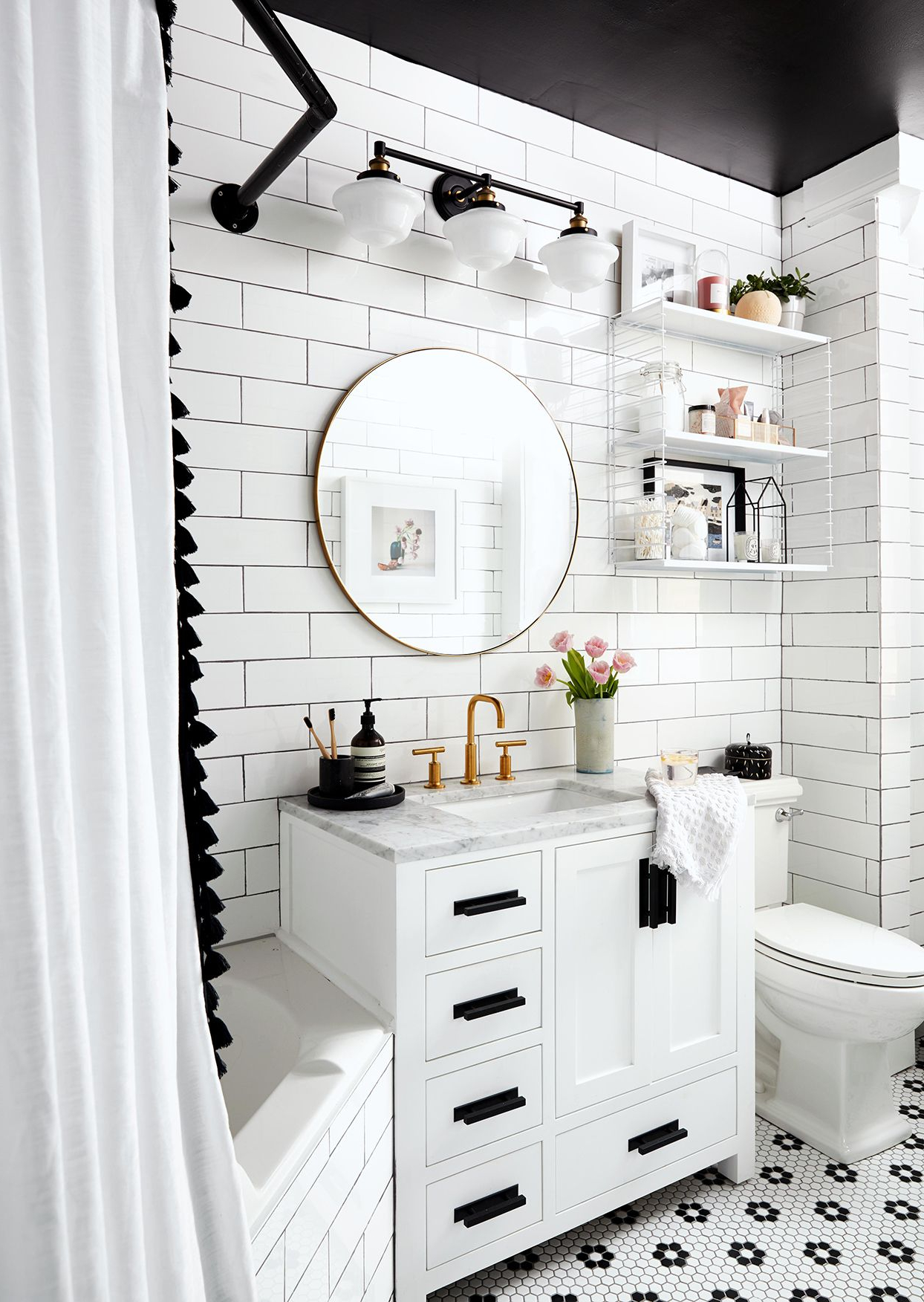 32 Beautiful Black-And-White Bathroom Ideas with Bathroom Design Black And White
