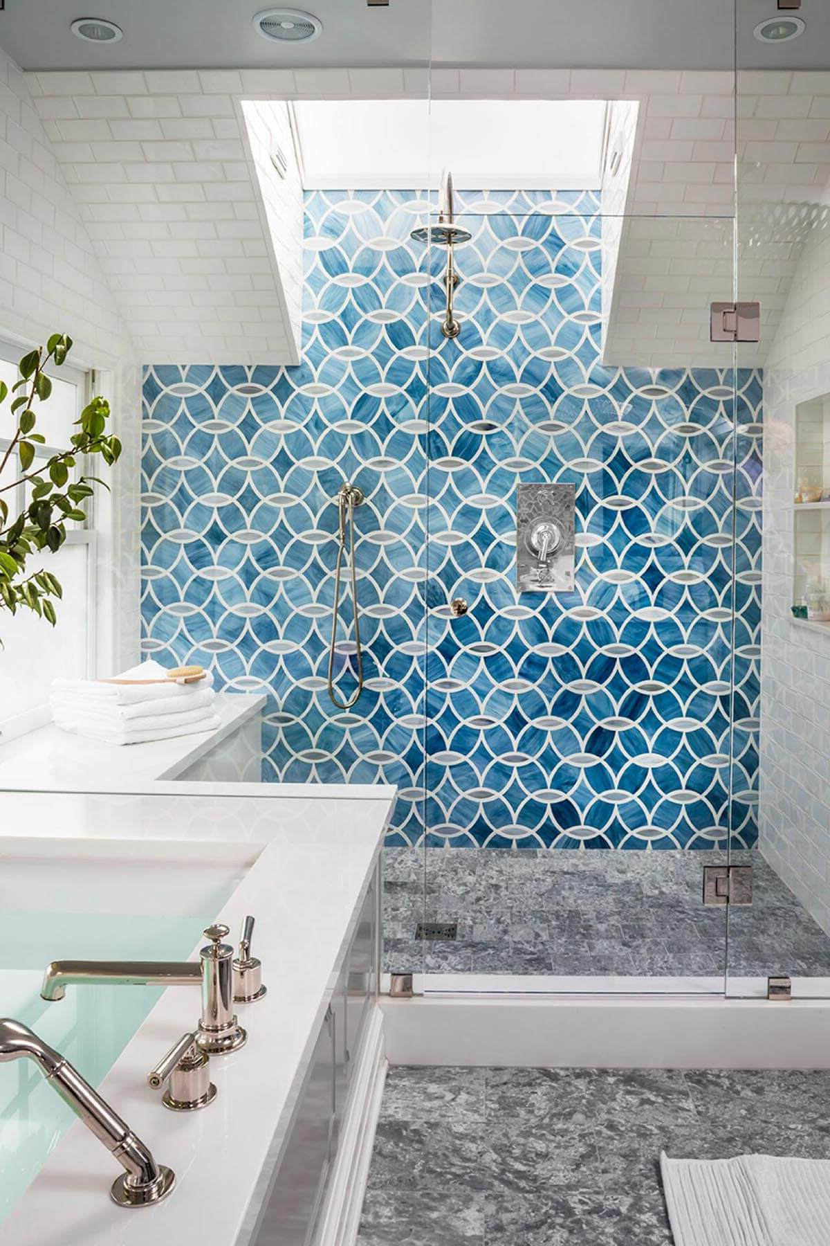 32 Trendy Shower Tile Ideas For A Gorgeous Bathroom throughout Bathroom Design Ideas Tile