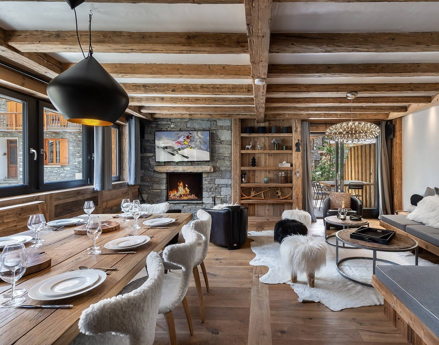 52 Mountain Home Decorating Ideas For 2025 with regard to Maximizing Light and Space in Mountain House Living Areas