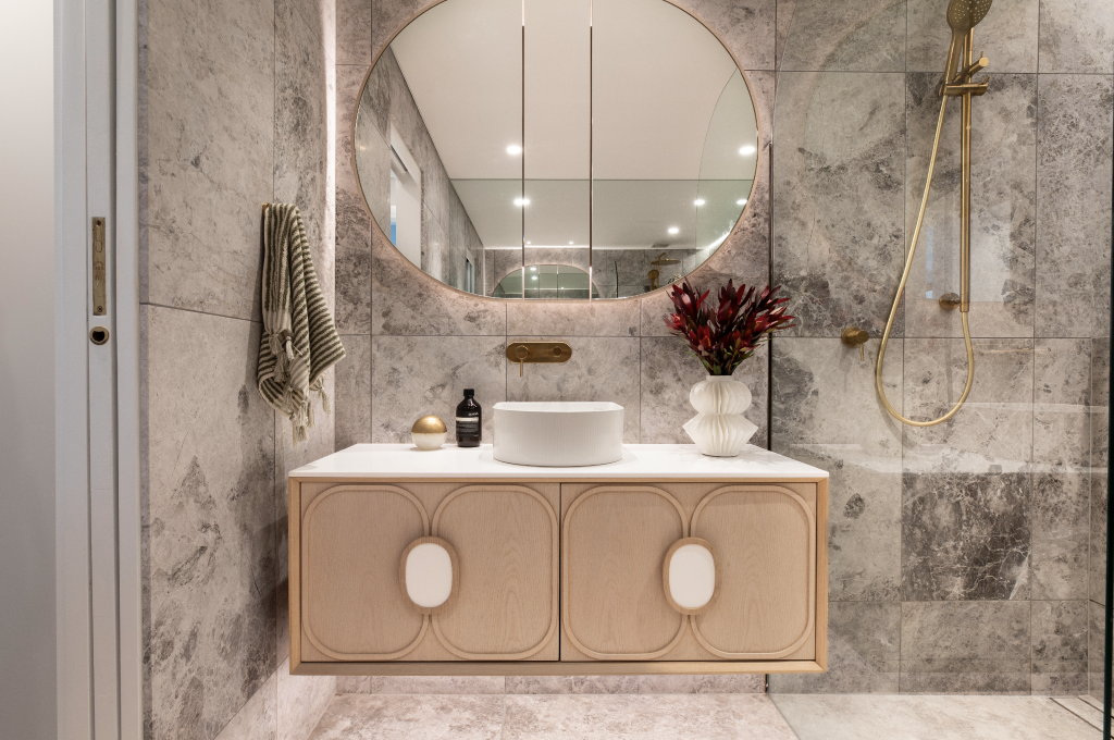 The Smart Bathroom 2025: How Technology is Redefining the Modern Sanctuary