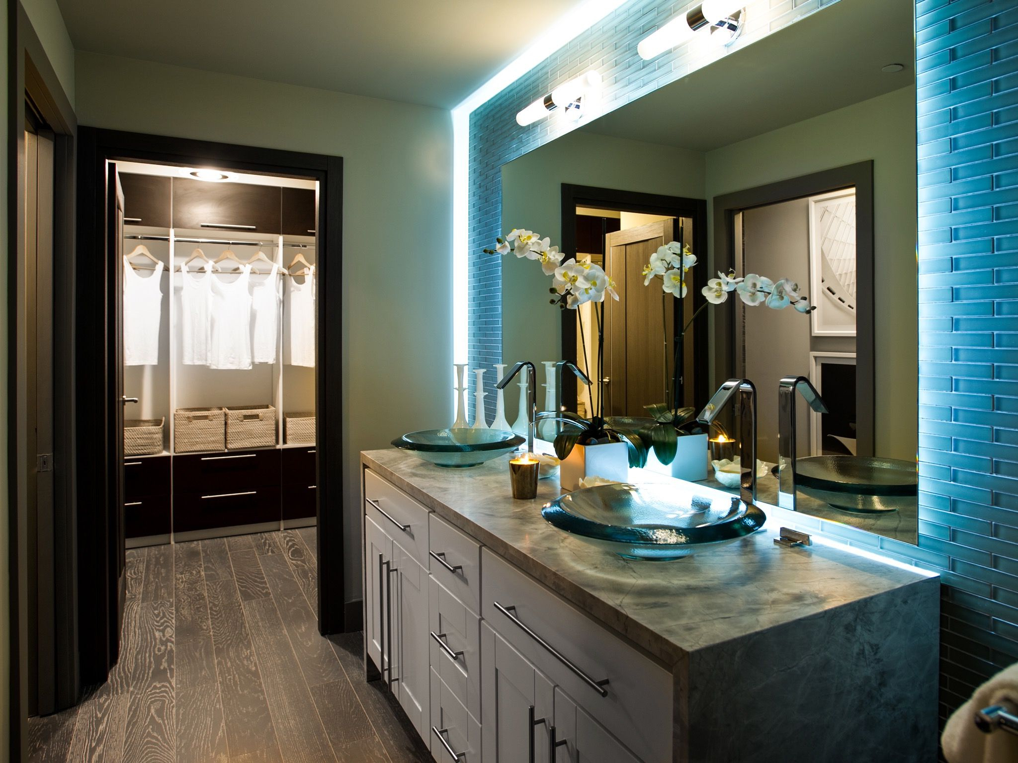 Modern Bathroom Lighting: Over 20 Stunning Design Ideas regarding Lighting solutions that enhance both form and function in modern bathrooms