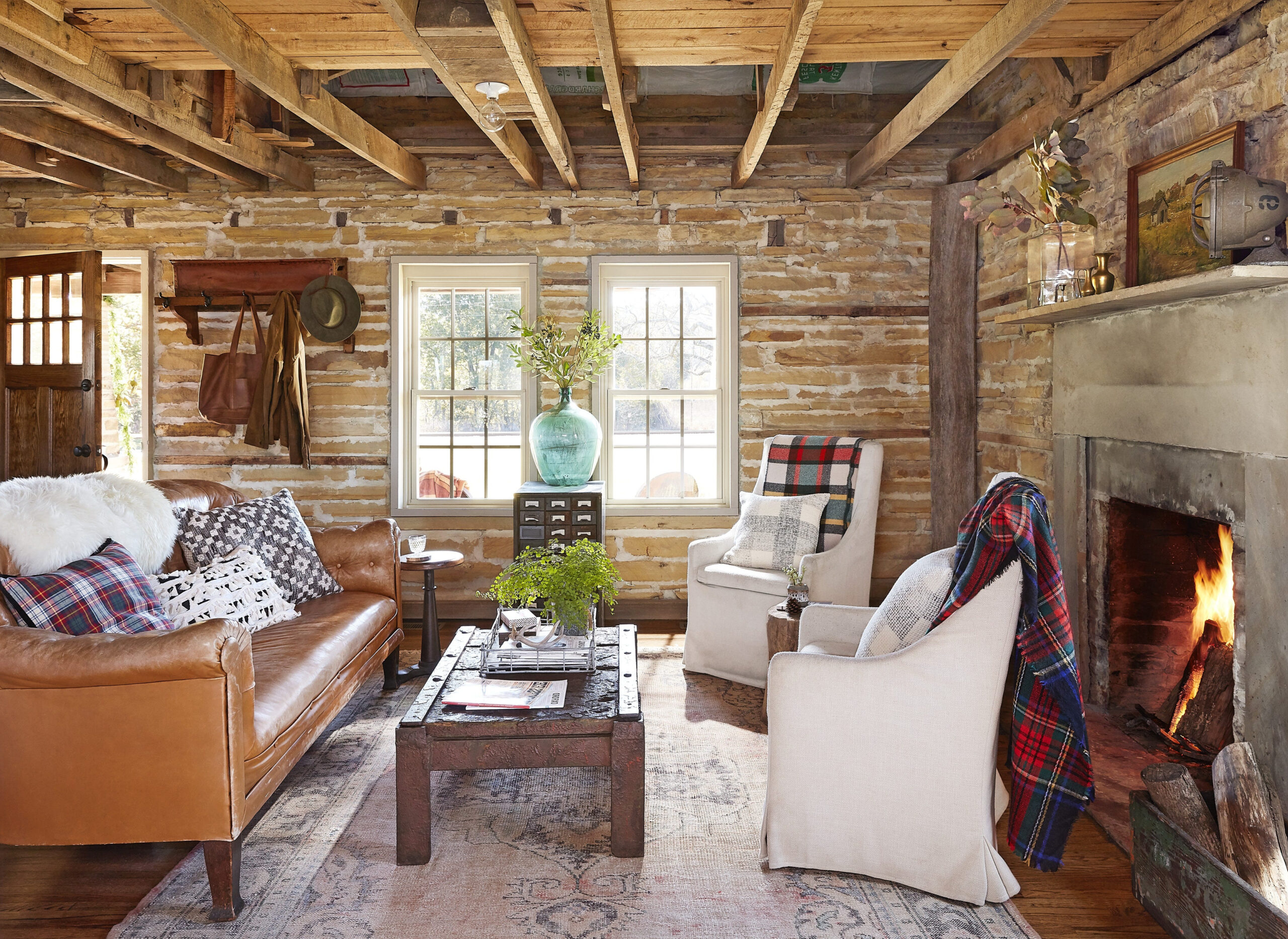 Rustic Country Style Living Room Ideas | Bryont Blog in Rustic Decor Living Room Ideas