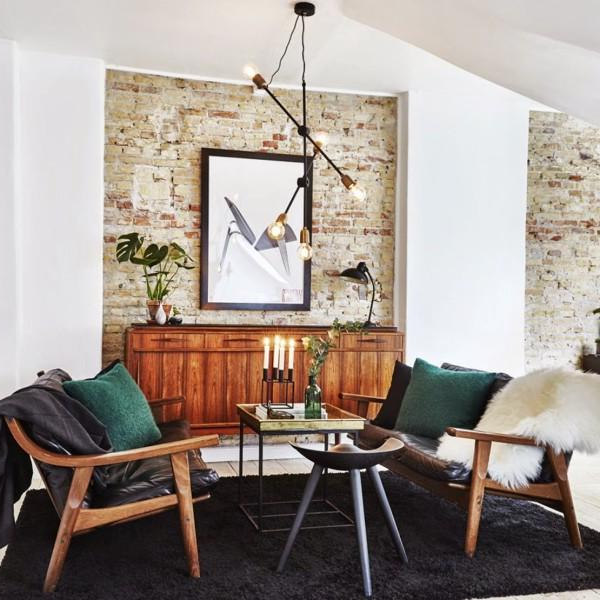 Creative Living Room Designs That Challenge Traditional Seating Arrangements