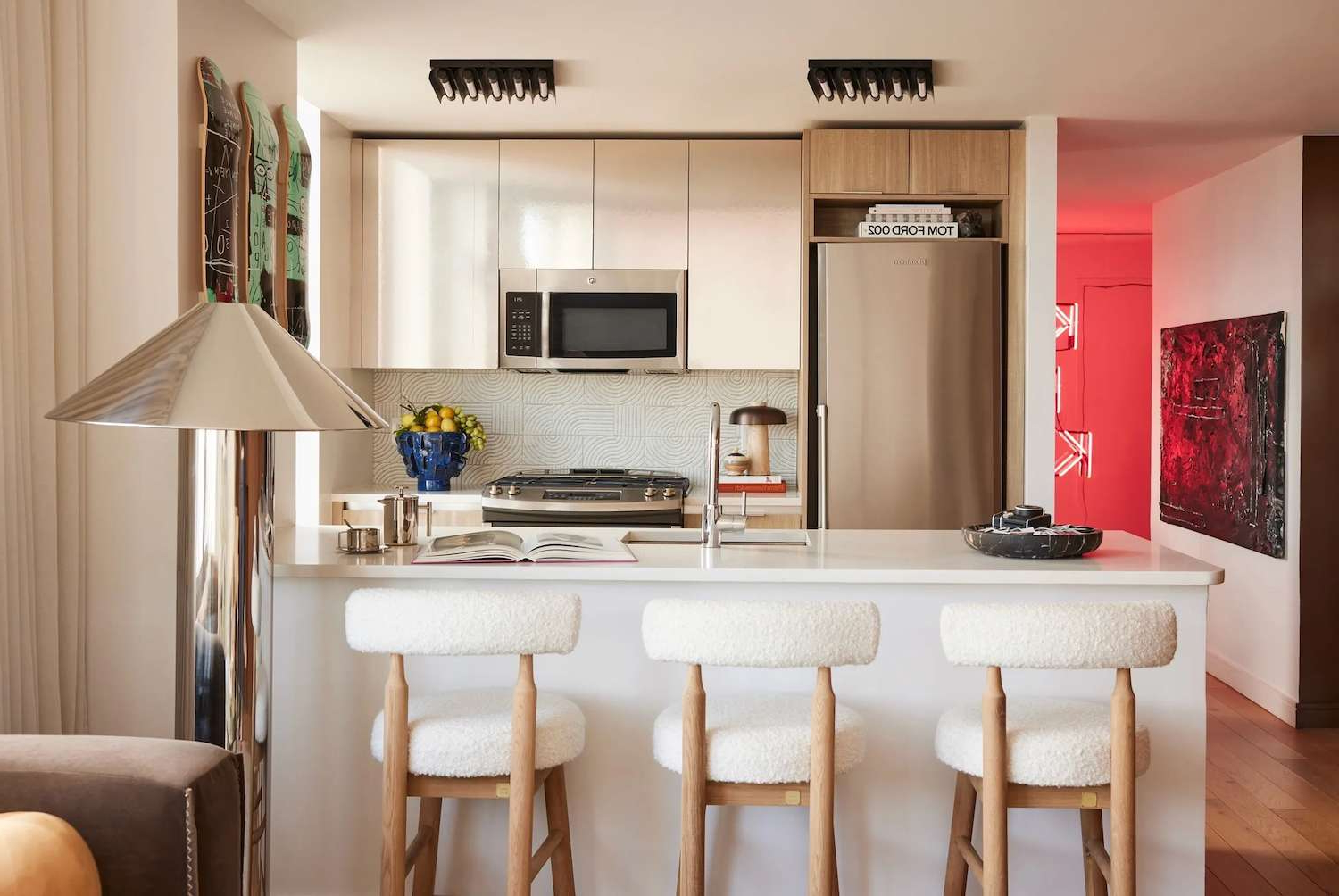 59 Apartment Kitchen Ideas That Are Renter-Friendly in Transforming your studio apartment kitchen into a functional space