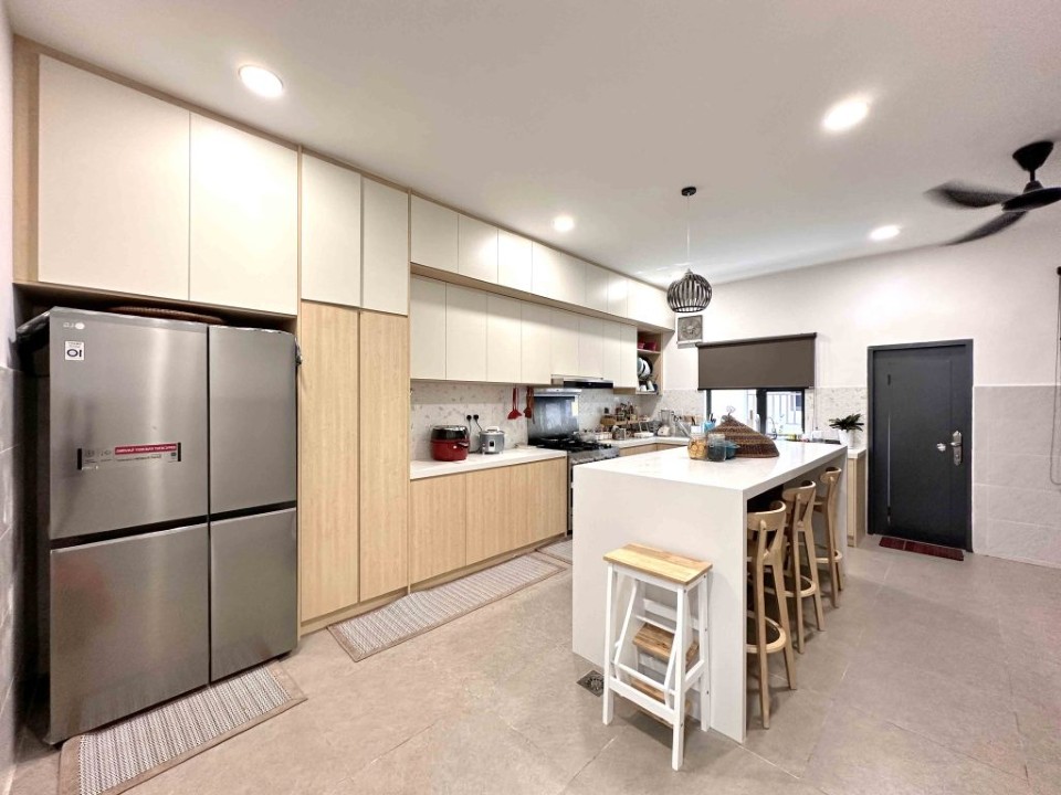 Future-Proof Your Home: The Biggest Modern Kitchen Trends of 2025