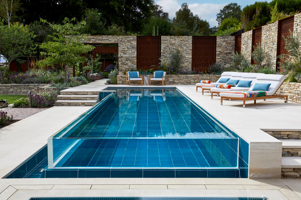 What To Look For In An Outdoor Swimming Pool Design & Build Expert with Outdoor Pool Decorating Ideas